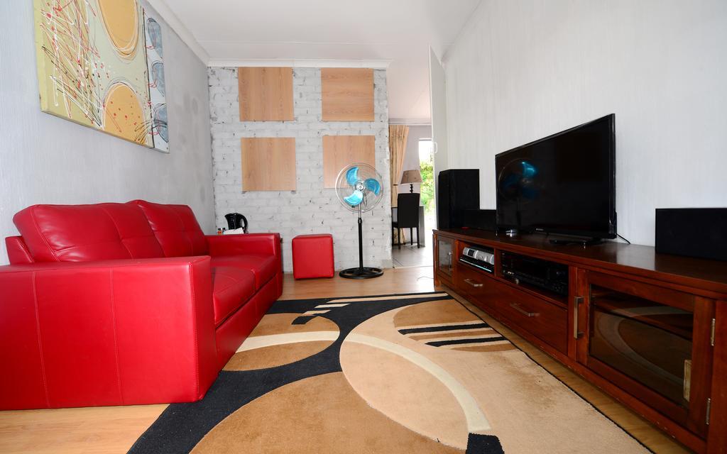 Corgi Guest House Johannesburg Exterior foto