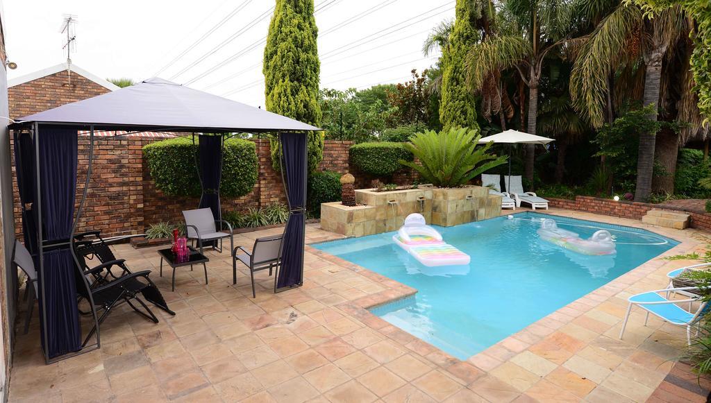 Corgi Guest House Johannesburg Exterior foto