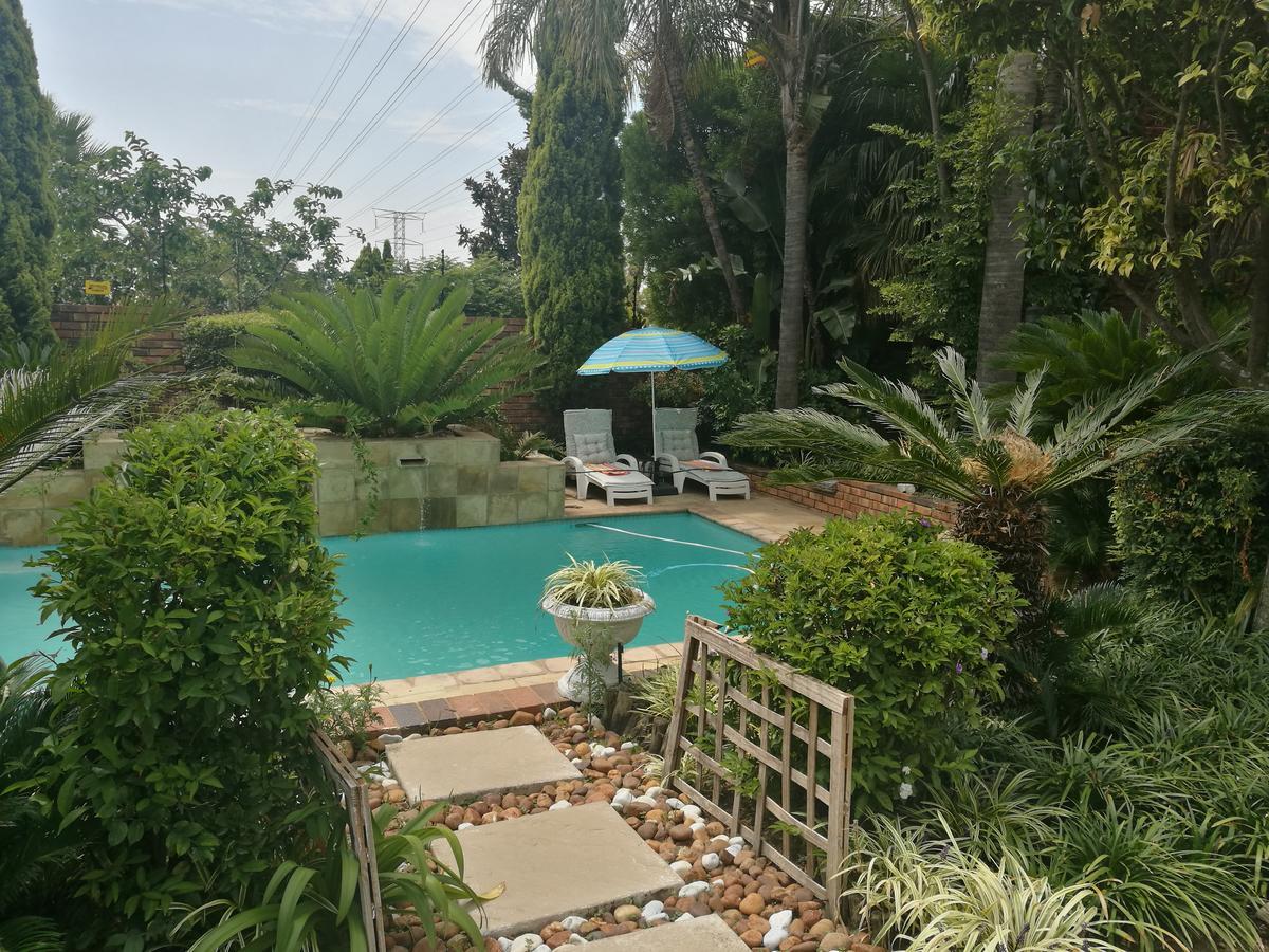 Corgi Guest House Johannesburg Exterior foto