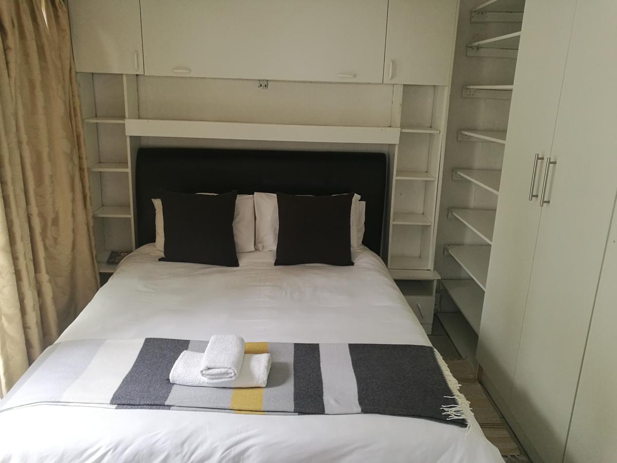 Corgi Guest House Johannesburg Exterior foto
