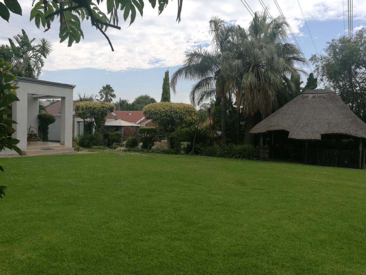Corgi Guest House Johannesburg Exterior foto