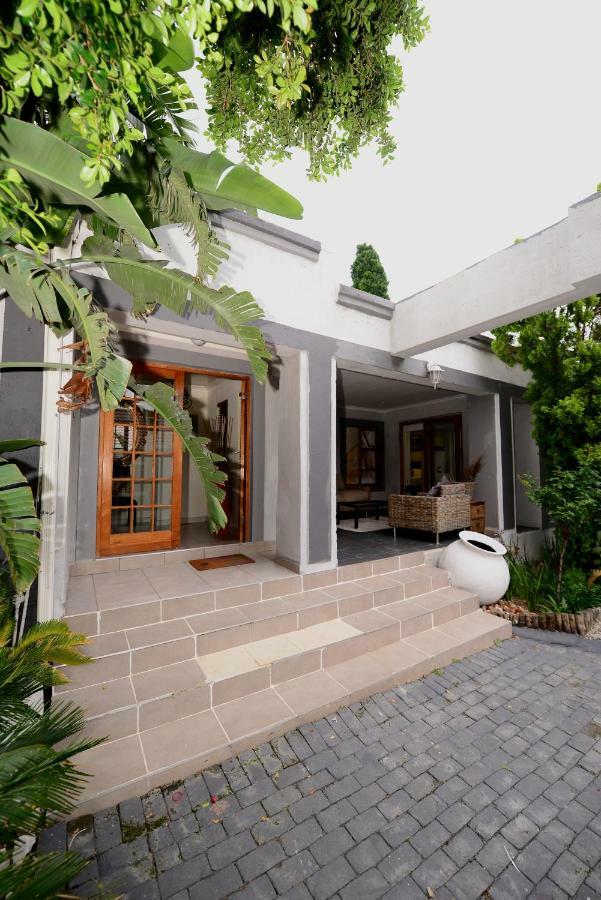 Corgi Guest House Johannesburg Exterior foto